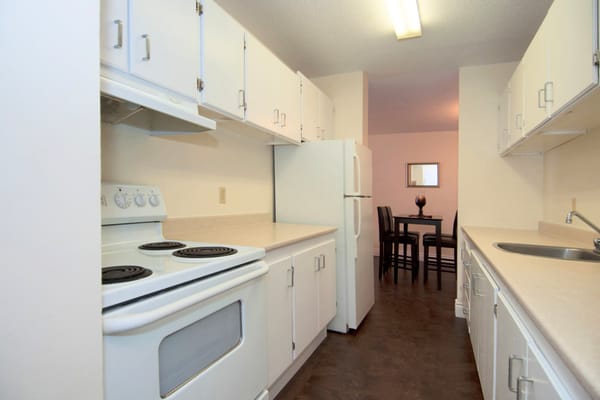 Glenforest Apartments property